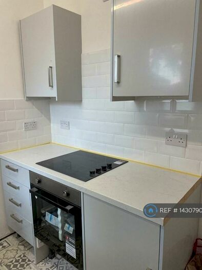 2 Bedroom Terraced House To Rent In Holmfield Avenue West, Manchester, M9