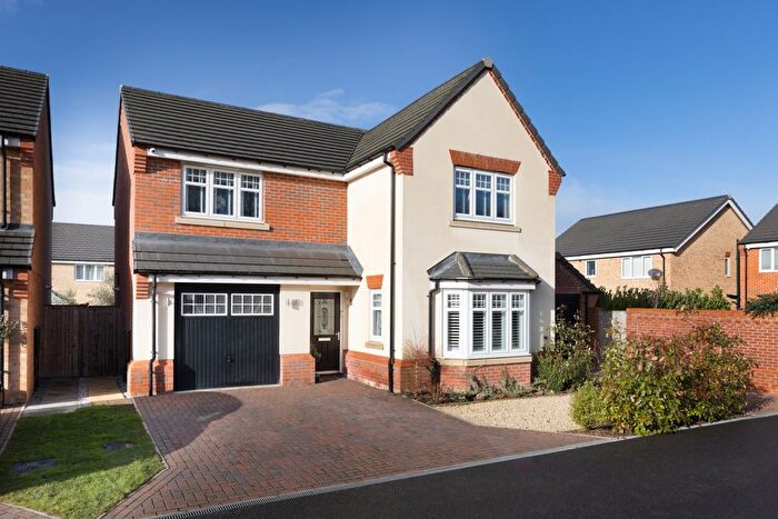 4 Bedroom Detached House For Sale In Hounsley Close, Howden, Goole, Yorkshire, DN14