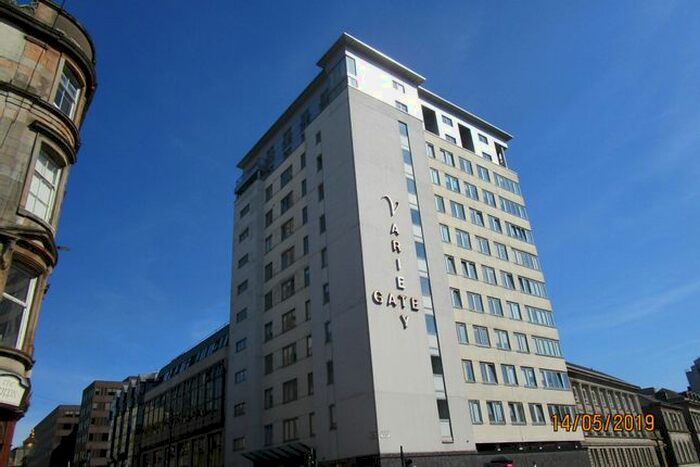 2 Bedroom Flat To Rent In Bath Street, Variety Gate, Glasgow, G2