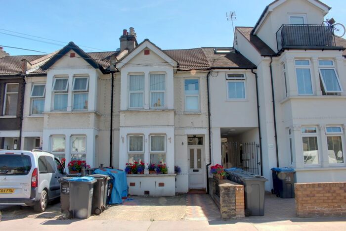 Studio To Rent In Mansfield Road, South Croydon, CR2