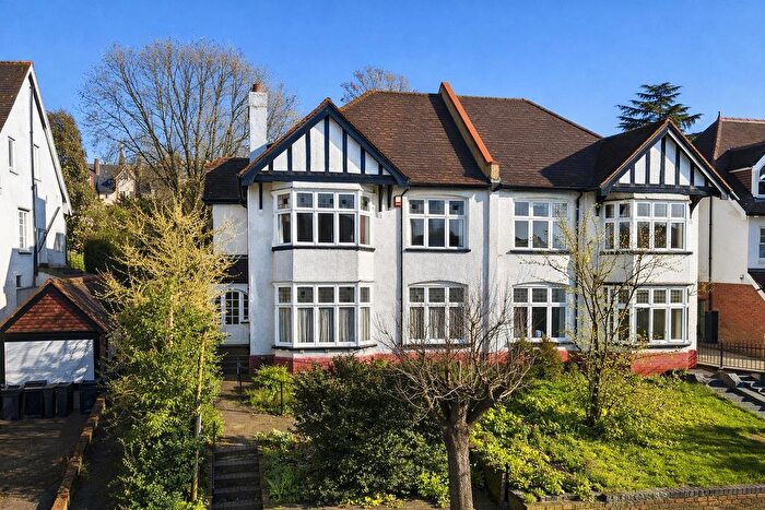 5 Bedroom Semi Detached House For Sale In Beechwood Road, South Croydon, CR2