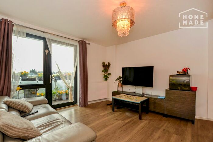 2 Bedroom Flat To Rent In Williams Way, Wembley, HA0