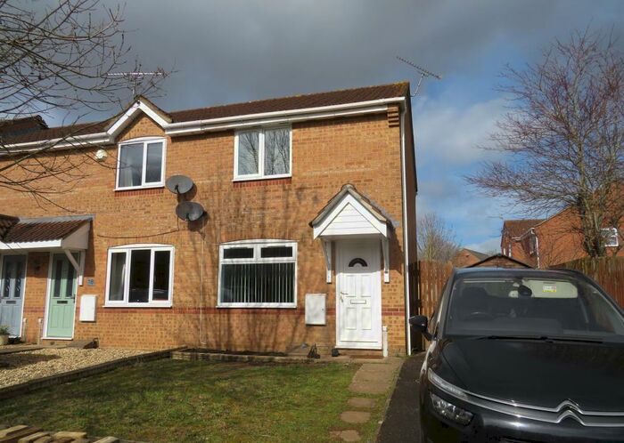 2 Bedroom House To Rent In Cheltenham Drive, Cepen Park South, Chippenham, SN14