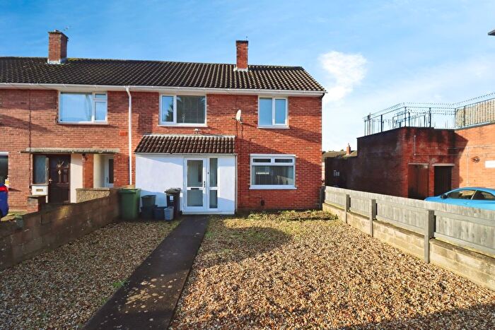 3 Bedroom End Terrace House For Sale In Dibden Road, Downend, Bristol, BS16