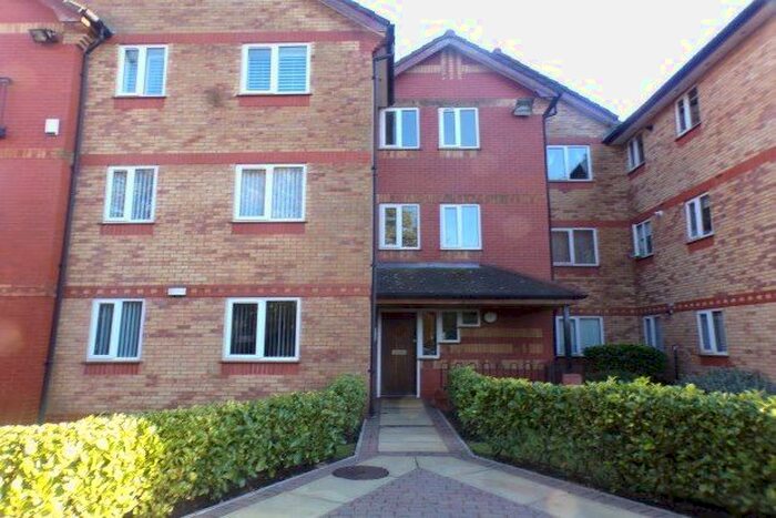 2 Bedroom Flat To Rent In Galbraith Close, Liverpool L17