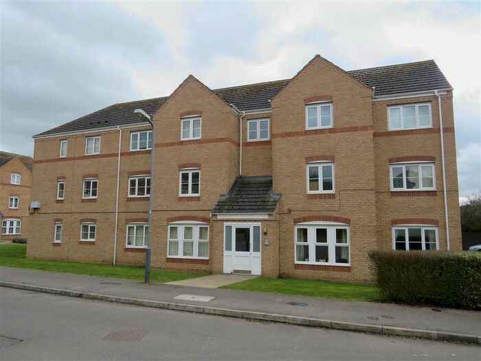 2 Bedroom Flat To Rent In Gardeners End, Rugby, CV22
