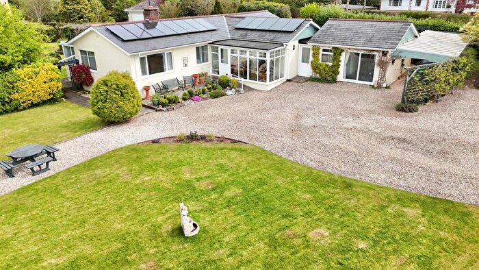 4 Bedroom Detached Bungalow For Sale In Pool Anthony Drive, Tiverton, EX16