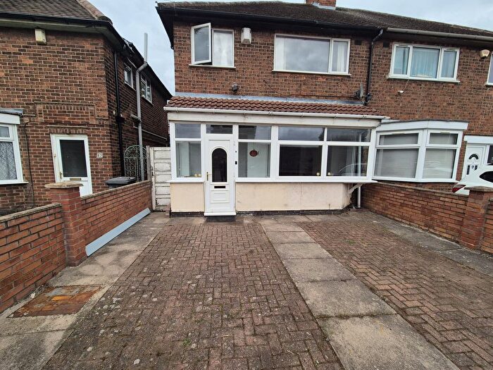 3 Bedroom Semi-detached House To Rent In Abbey Park Road, Belgrave Leicester, LE4