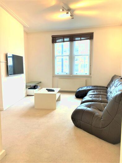 2 Bedroom Flat To Rent In Lillie Road, London, SW6