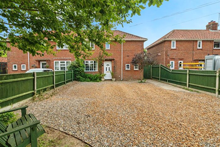 3 Bedroom Semi-Detached House For Sale In Skinners Lane, Starston, Harleston, IP20