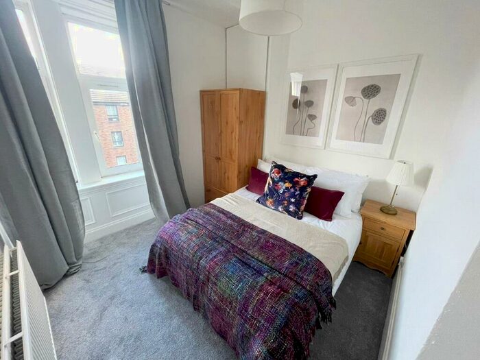 1 Bedroom Flat To Rent In Springburn Way, Springburn, Glasgow, G21