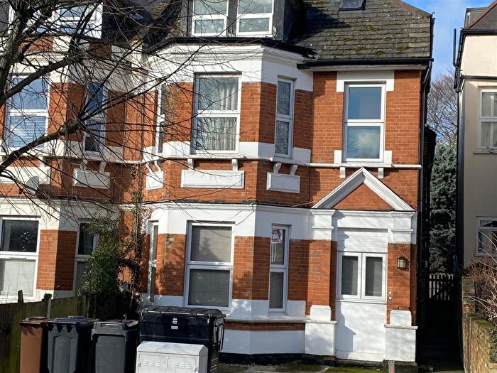 1 Bedroom Flat To Rent In Birdhurst Road, South Croydon, CR2