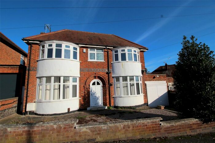 3 Bedroom Detached House To Rent In Dorchester Road, Leicester, Leicestershire, LE3