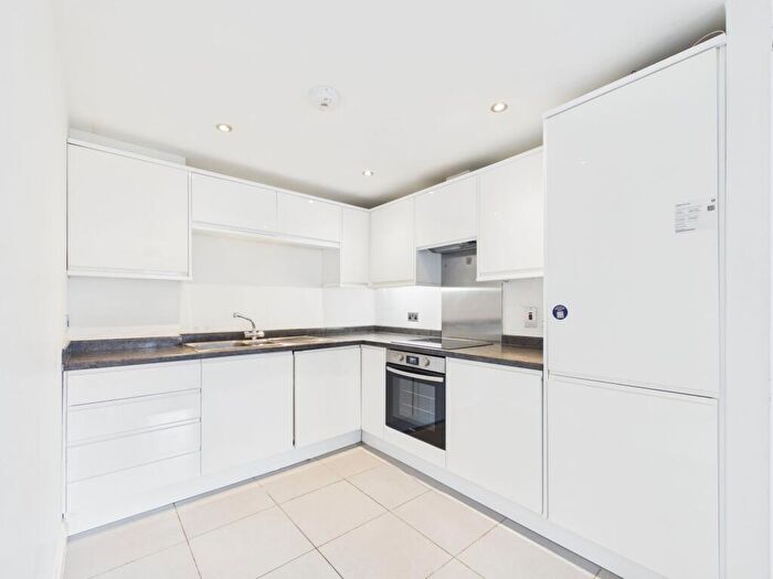 1 Bedroom Apartment To Rent In Warwick Place, Cheltenham, GL52