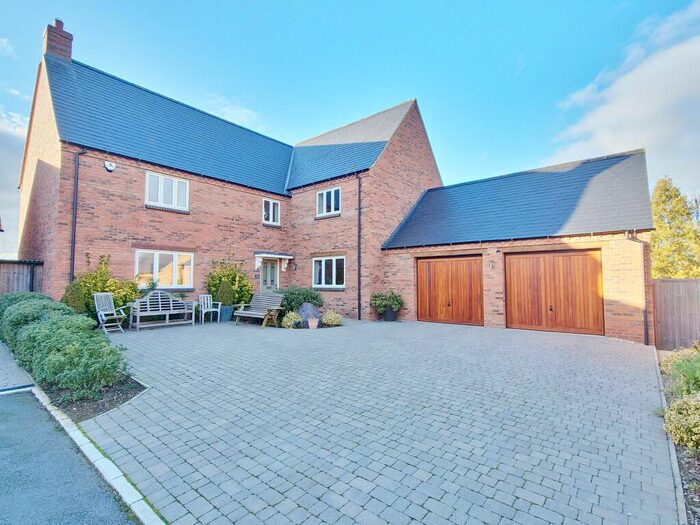 5 Bedroom Detached House For Sale In Quarry Close, Eydon, NN11