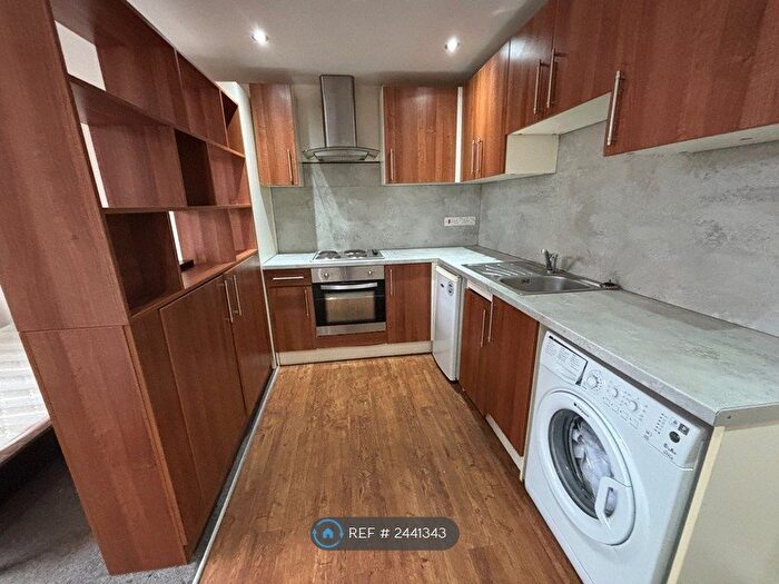 Studio To Rent In Cleveland Street, Doncaster, DN1