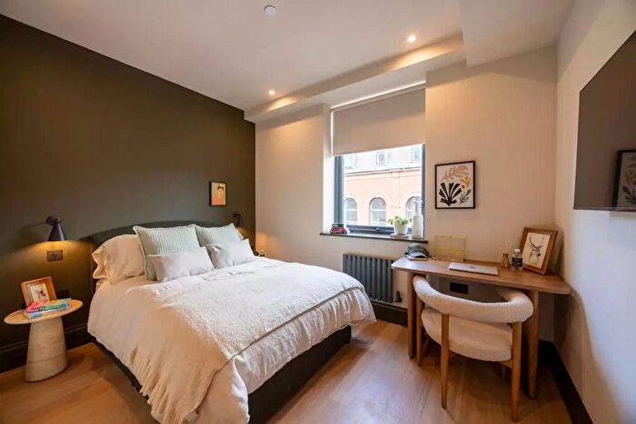 Studio To Rent In West Street, Sheffield, S1