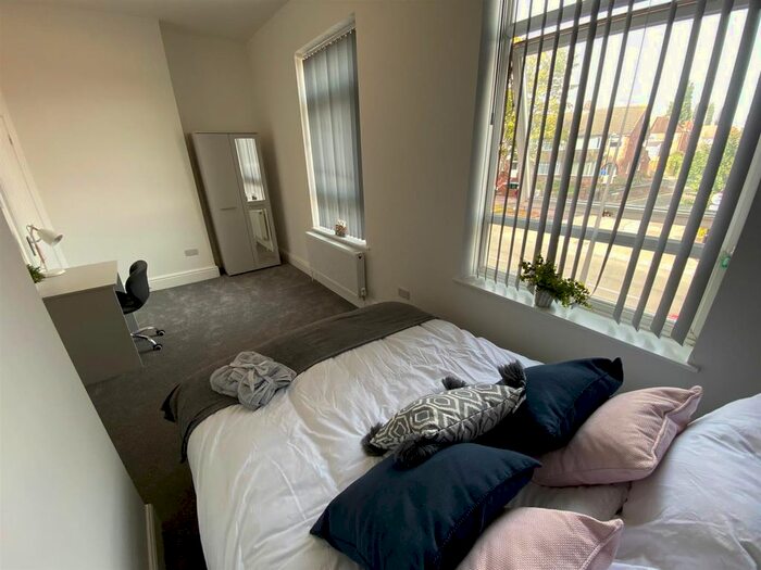 1 Bedroom Property To Rent In Ensuite, Allesley Old Road, Chapelfields, Coventry, CV5