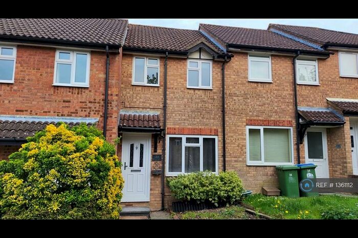 2 Bedroom Terraced House To Rent In Bracklesham Close, Southampton, SO19