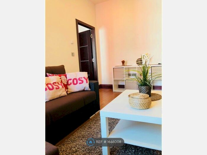 1 Bedroom Flat To Rent In Exchange Court, London, CR0