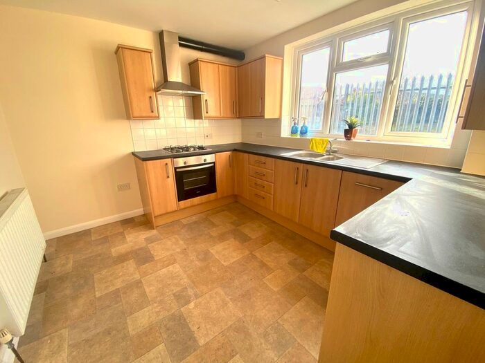 2 Bedroom Flat To Rent In Keddington Road, Louth, LN11