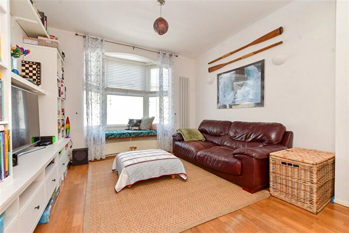 3 Bedroom Semi-Detached House For Sale In Clarence Road, Sutton, Surrey, SM1