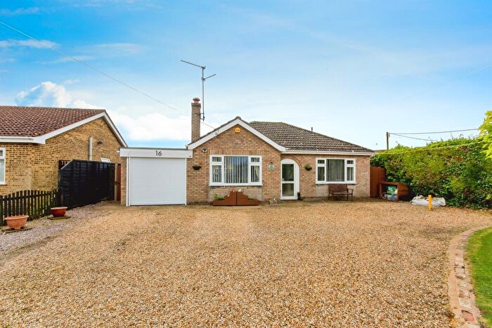 2 Bedroom Detached Bungalow For Sale In Main Street, Gedney Dyke, Spalding, PE12