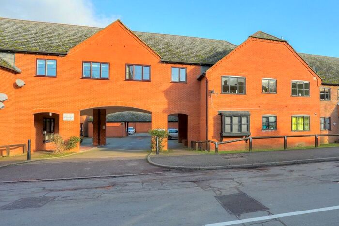 1 Bedroom Flat To Rent In Flax Mews, St Albans, Herts, AL3
