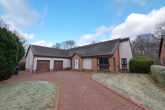 5 Bedroom Detached House For Sale In Highfield, Livingston, EH54