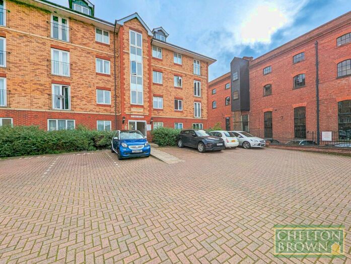 2 Bedroom Apartment To Rent In Henry Bird Way, Northampton, NN4