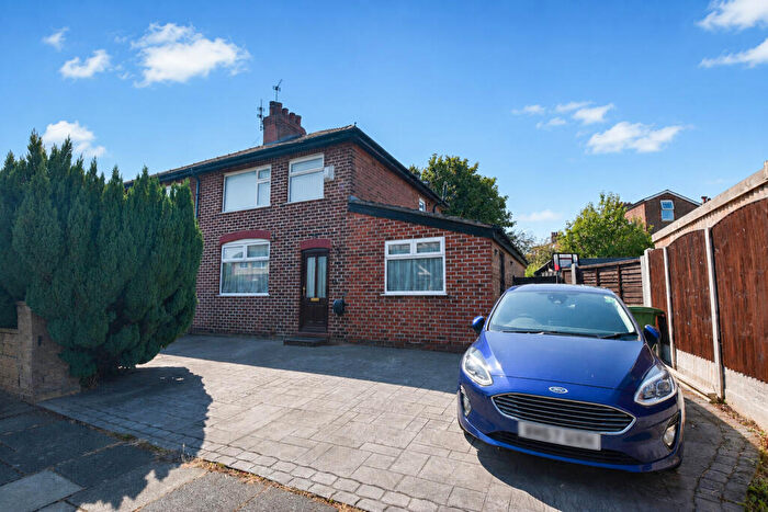 3 Bedroom Semi-Detached House For Sale In Central Drive, Urmston, M41
