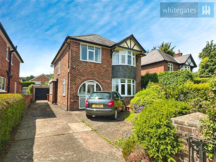 3 Bedroom Detached House For Sale In Mold Road, Cefn-y-Bedd, Wrexham, Flintshire, LL12