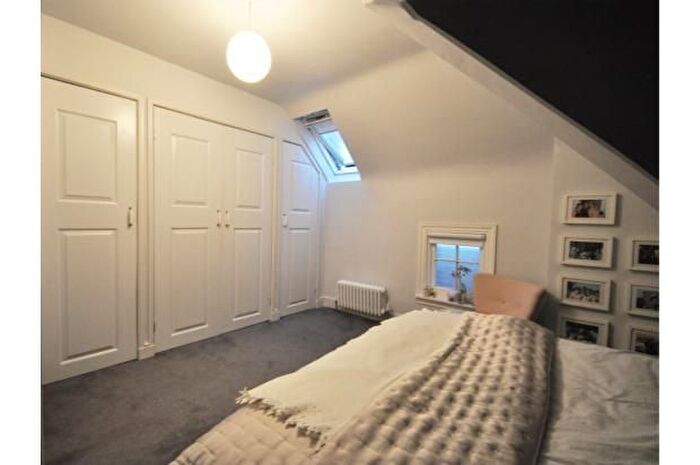 1 Bedroom Flat To Rent In Telford Avenue, London, SW2
