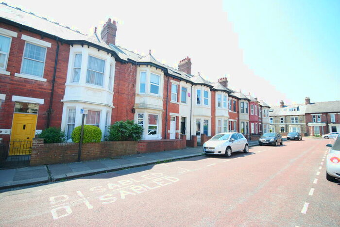 4 Bedroom Property To Rent In Cavendish Place Upper Flat, Jesmond, Newcastle Upon Tyne, NE2