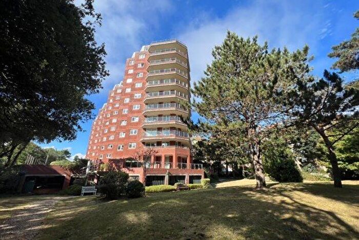 2 Bedroom Flat To Rent In Green Park, Bournemouth, BH1