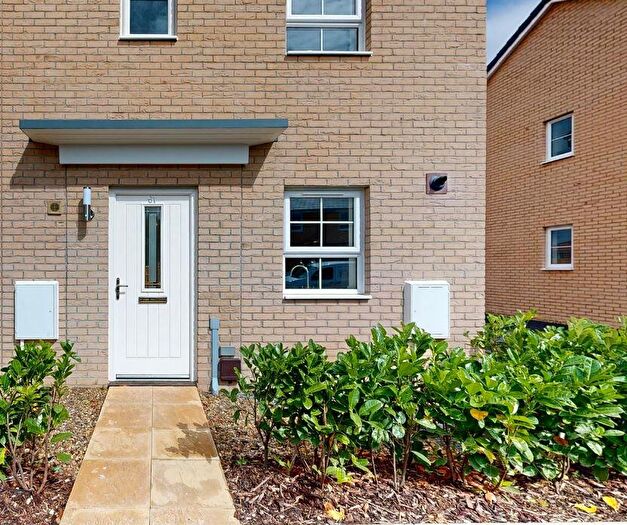 4 Bedroom Semi-Detached House To Rent In Ostler Road, Norwich, Norfolk, NR13