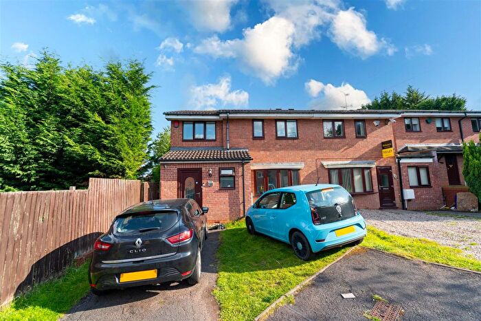 6 Bedroom Semi Detached House For Sale In Heeley Road, Birmingham, West Midlands, B29