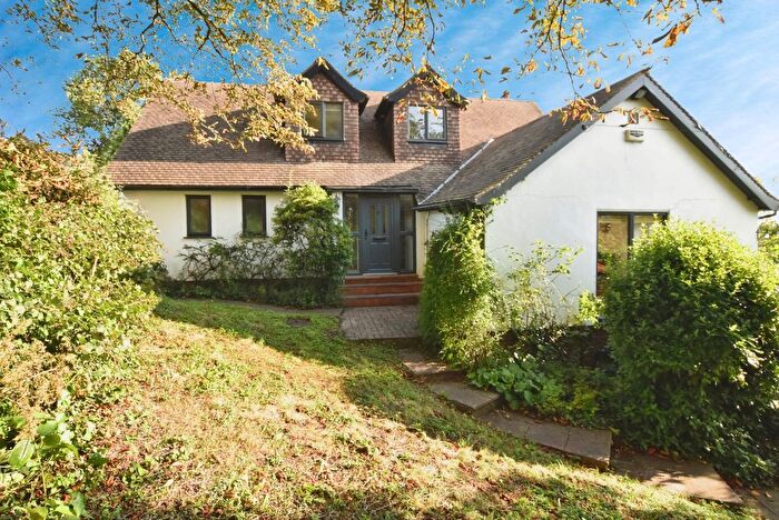 4 Bedroom Detached House For Sale In Moorwell Road, Scunthorpe, DN17