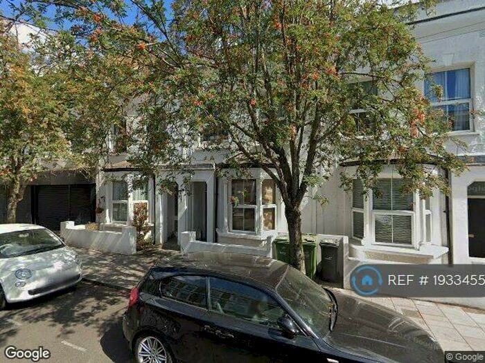 2 Bedroom Flat To Rent In Herne Hill, London, SE24