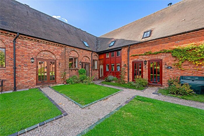 3 Bedroom Detached House For Sale In Coleshill Road, Ansley Common, Nuneaton, Warwickshire, CV10