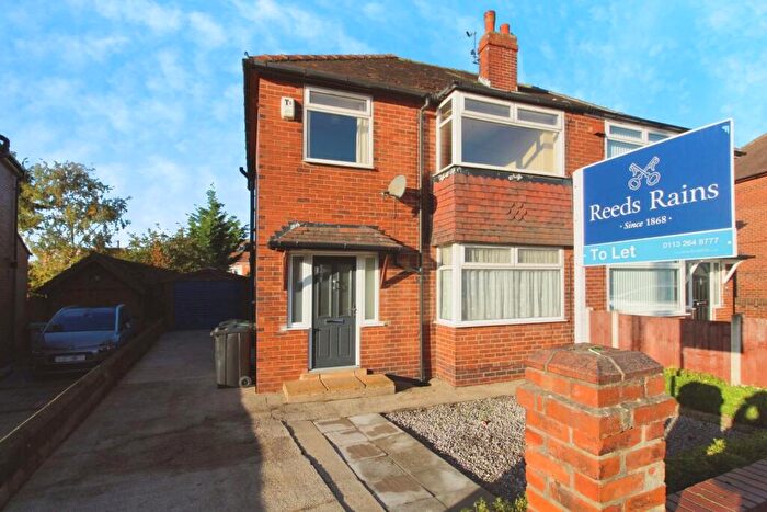 3 Bedroom Semi-Detached House To Rent In Manston Way, Leeds, West Yorkshire, LS15
