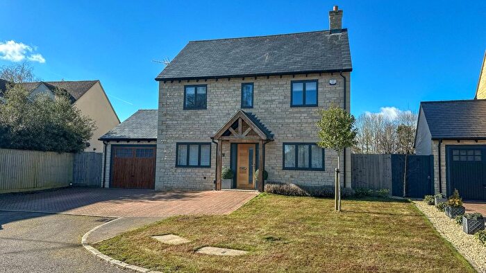 4 Bedroom Detached House To Rent In Heyford Road, Kirtlington, Kidlington, Oxfordshire, OX5