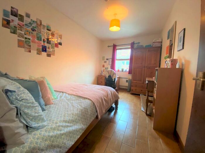 3 Bedroom Flat To Rent In Union Street, Aberystwyth, SY23