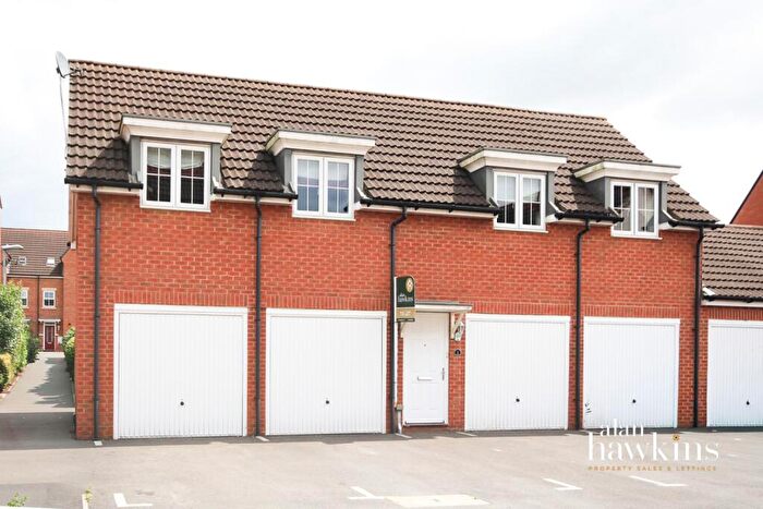 2 Bedroom Detached House To Rent In Hart Close, Royal Wootton Bassett, SN4