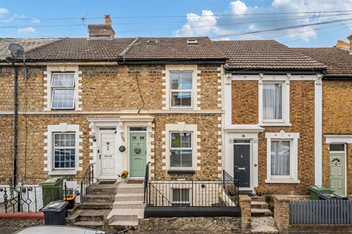 3 Bedroom Terraced House For Sale In John Street, Maidstone, ME14