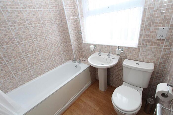 2 Bedroom Detached House To Rent In AmblesideSittingbourneKent, ME10