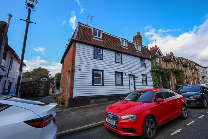 3 Bedroom Semi-Detached House For Sale In High Street, Godstone, RH9