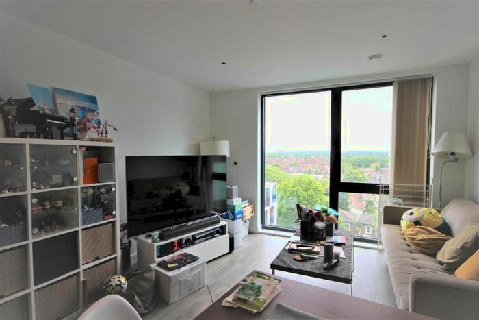 1 Bedroom Flat To Rent In Wheatstone House, Chiswick High Road, London, W4