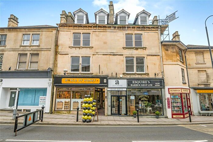 2 Bedroom Penthouse To Rent In And Market Place, Chippenham, SN15