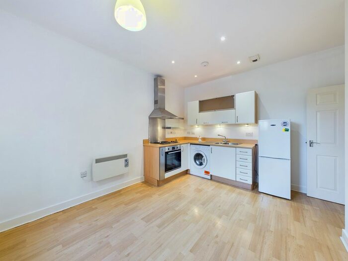 1 Bedroom Flat To Rent In Newland Street, Gloucester GL1